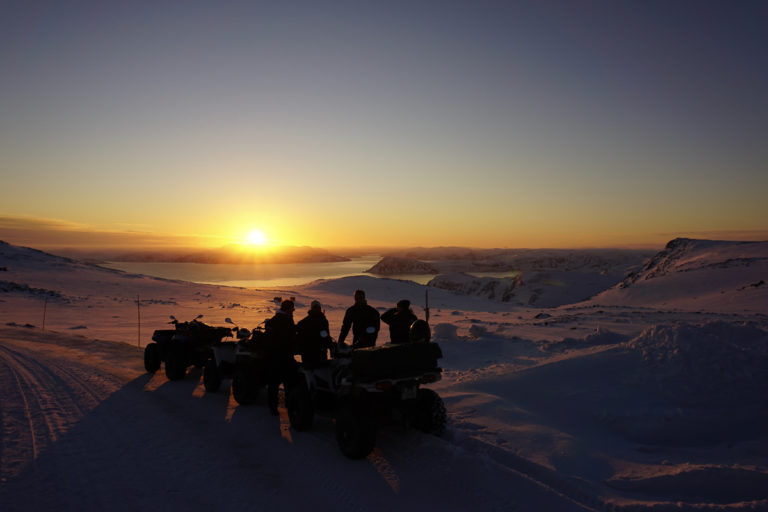 Off piste wandering © Svein Petter Aagaard/NordNorsk Reiseliv_Lyn