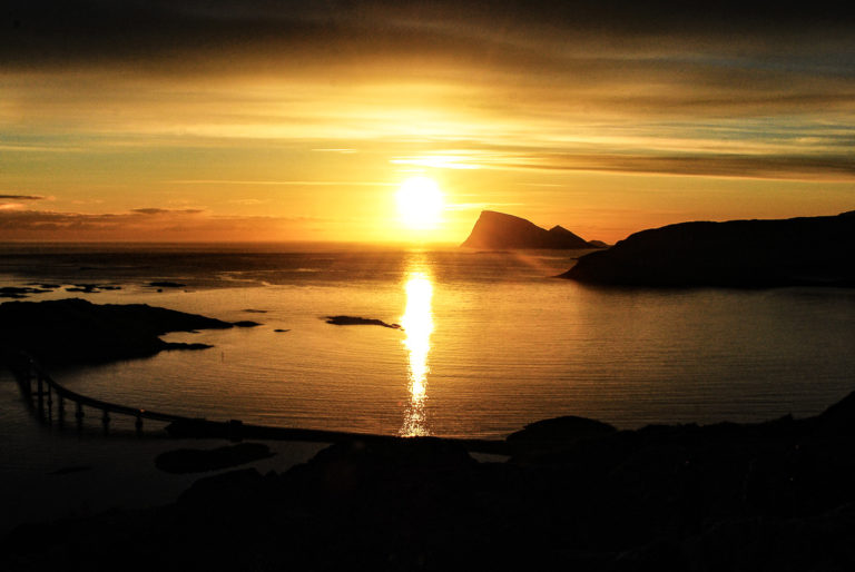 The Midnight Sun seen from Sommarøy near Tromsø © Knut Hansvold