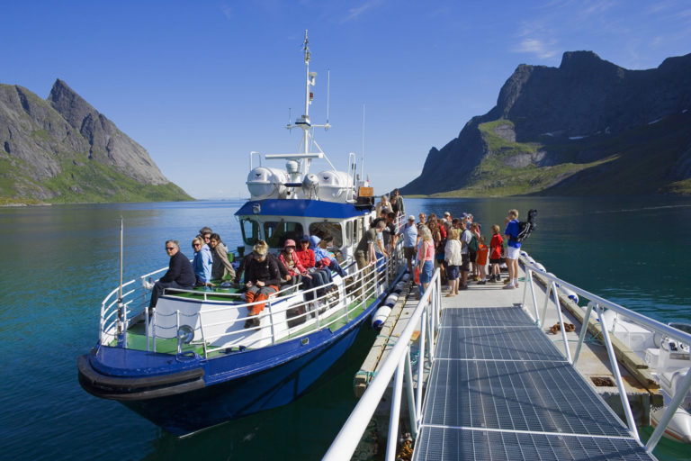 Båtruta på Reinefjorden © Bård Løken