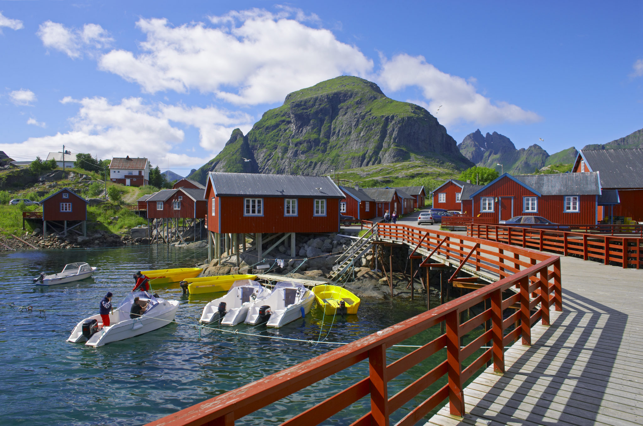 Sommerdag i Å på Moskenesøya i Lofoten.  © Bård Løken