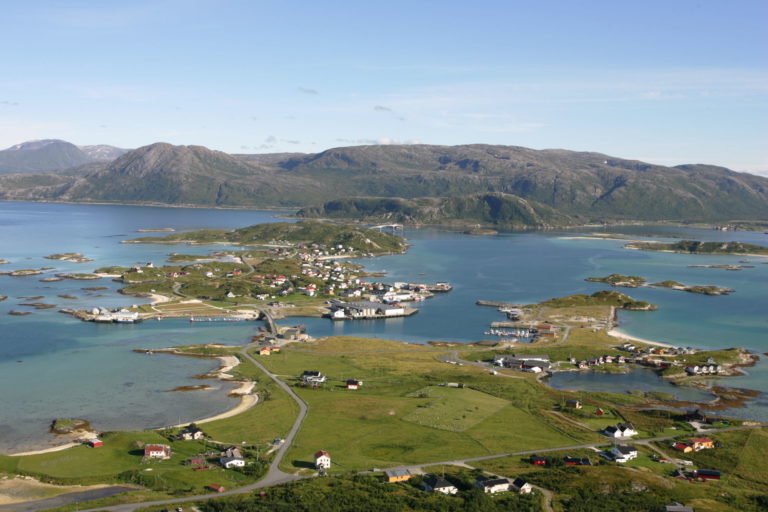 Oversiktsbilde av Sommarøy © Frank Andreassen
