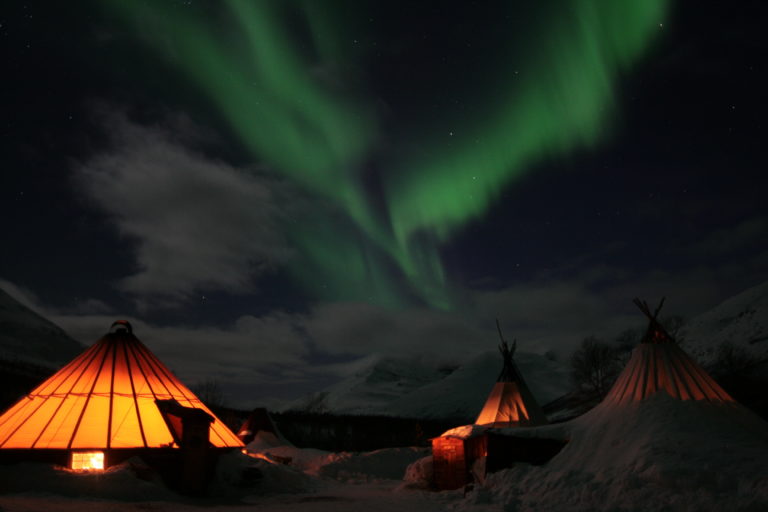 Auroras over camp Tamok © Lyngsfjord Adventure