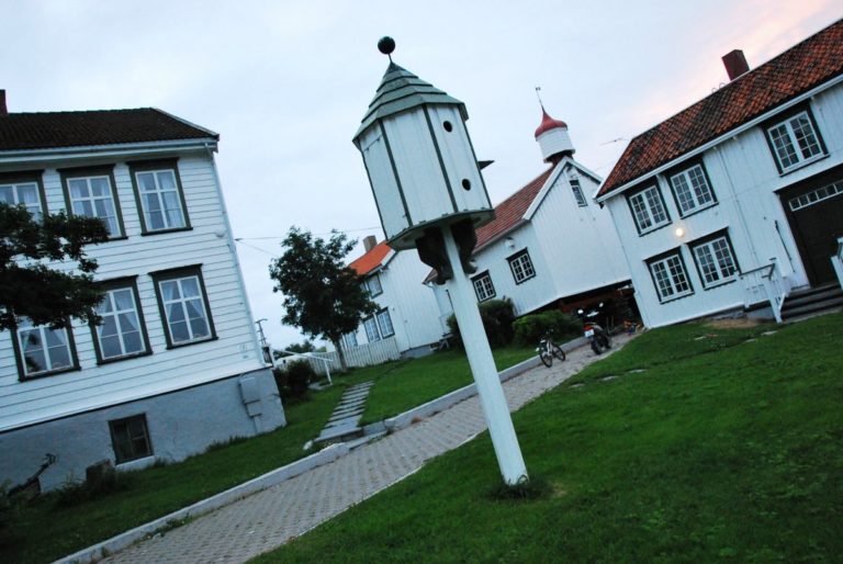 Mange små hus © Knut Hansvold