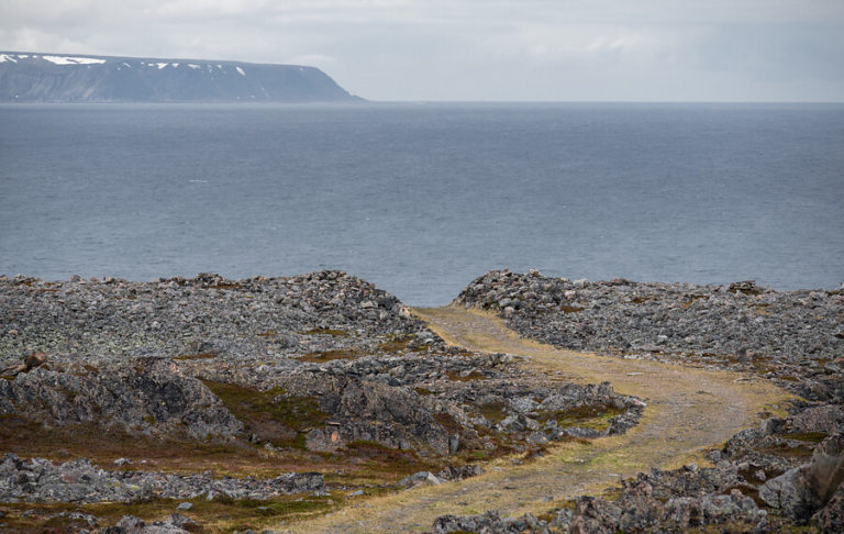 Follow the paths to find hidden beaches © Jarle Wæhler/Statens Vegvesen