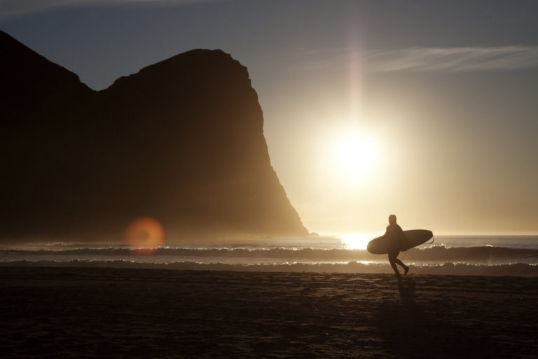 Surfing på Unstad © Kristin Folsland Olsen