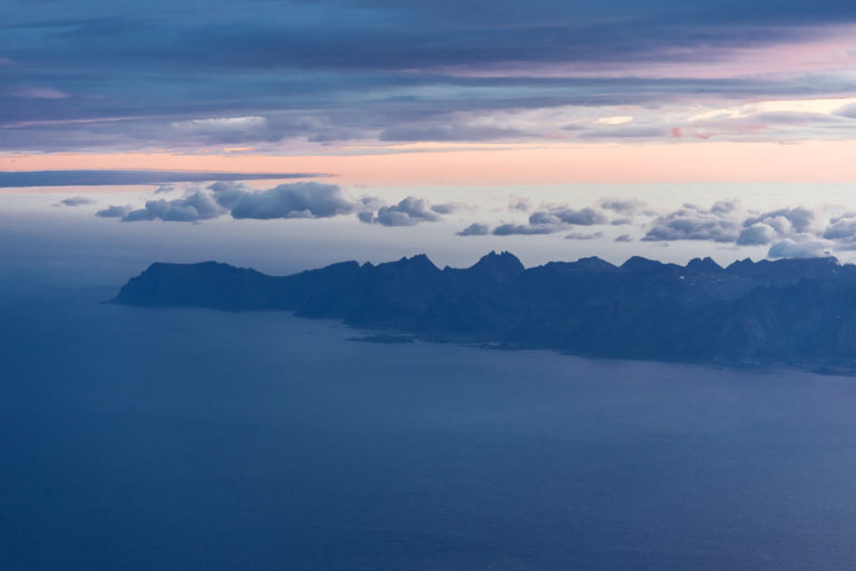 Tar du sisteflyet til Lofoten, kan det se sånn ut © Steinar Skaar/Statens vegvesen