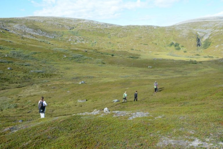 Large open expanses give 360 degree panoramic views © Knut Hansvold