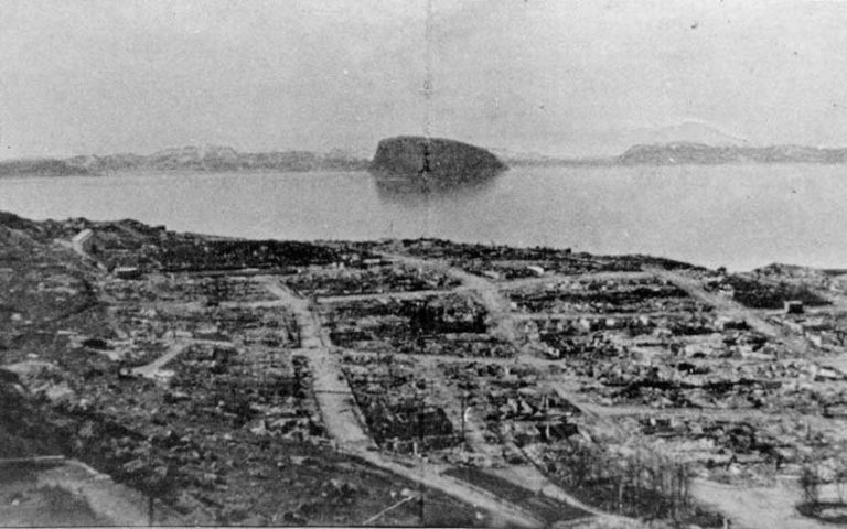 Ingenting gjensto av Hammerfest i 1945 © Gjenreisningsmuseet/Jaroslav Bogomilov