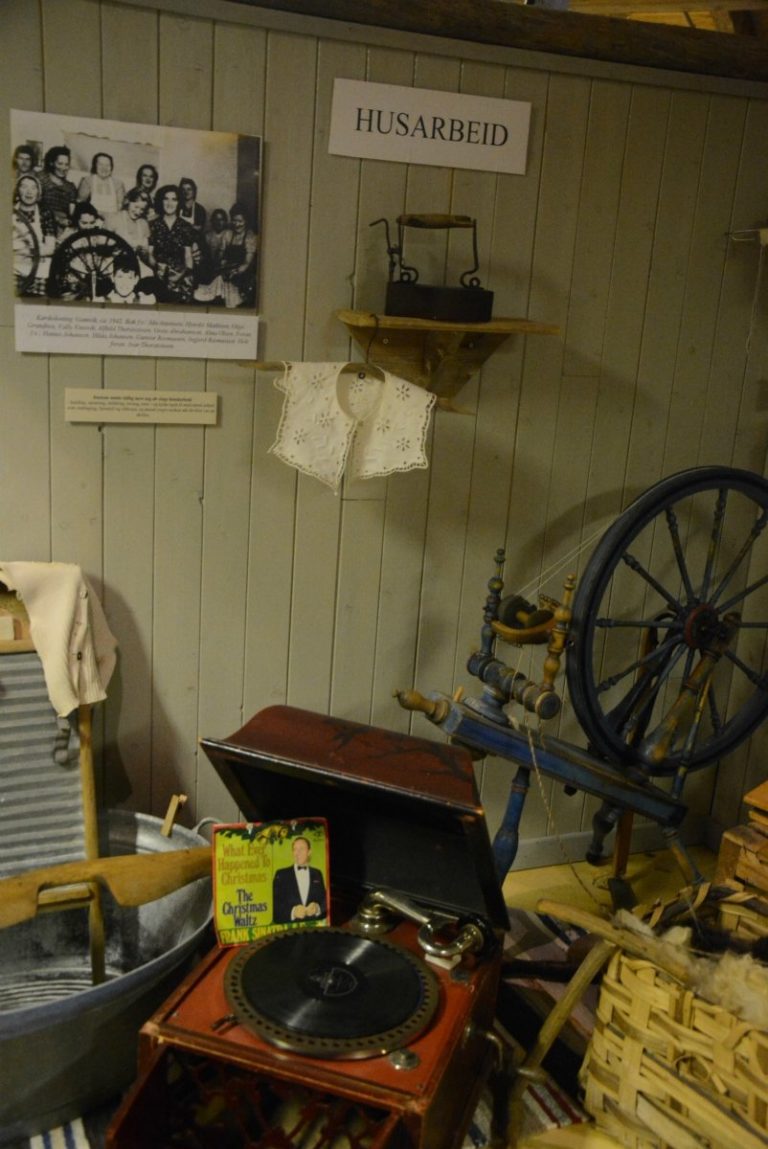 Pictures and artefacts from a time gone by © Knut Hansvold