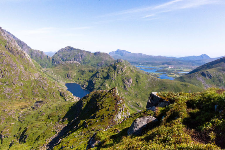 I dette området på stien begynner det å bli gradvis mer eksponert © Mats Hoel Johannessen