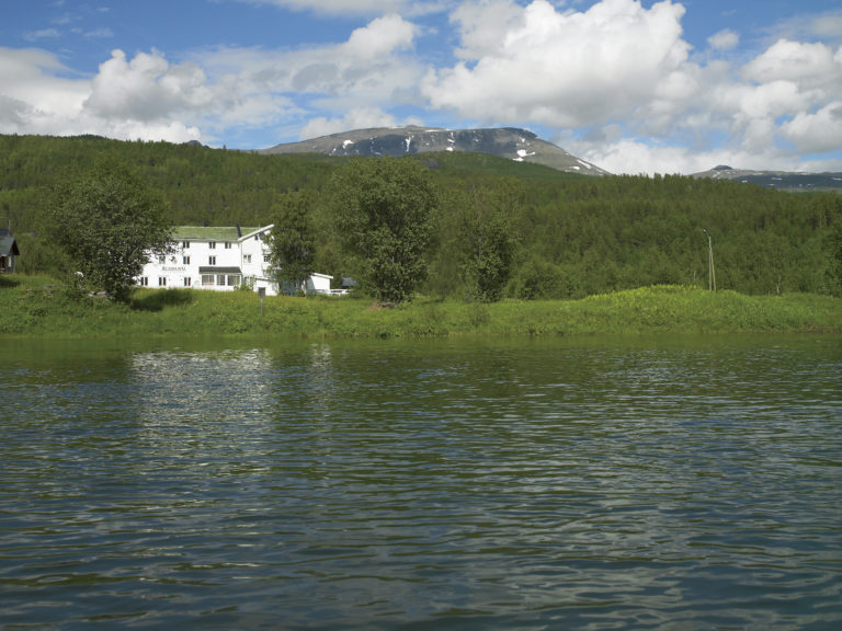 Stunning summer scenery © Rundhaug Gjestegård