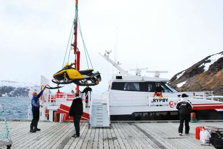 Skuter losses tidlig i mai © Knut Hansvold