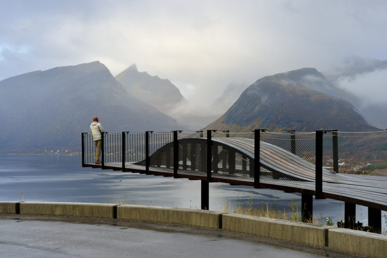 "Magasuget" i Bergsbotn på Senja. Helt ufarlig, men litt gynging gjør noen smånervøse © Jarle Wæhler/Statens vegvesen