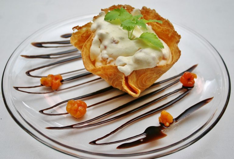 Etter turen til Rødøyløva er du nok klar for dessert © Visit Helgeland