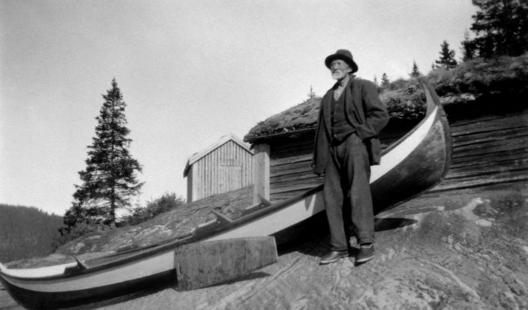 Old river boats specially designed for the river © Helgeland Museum avd Grane