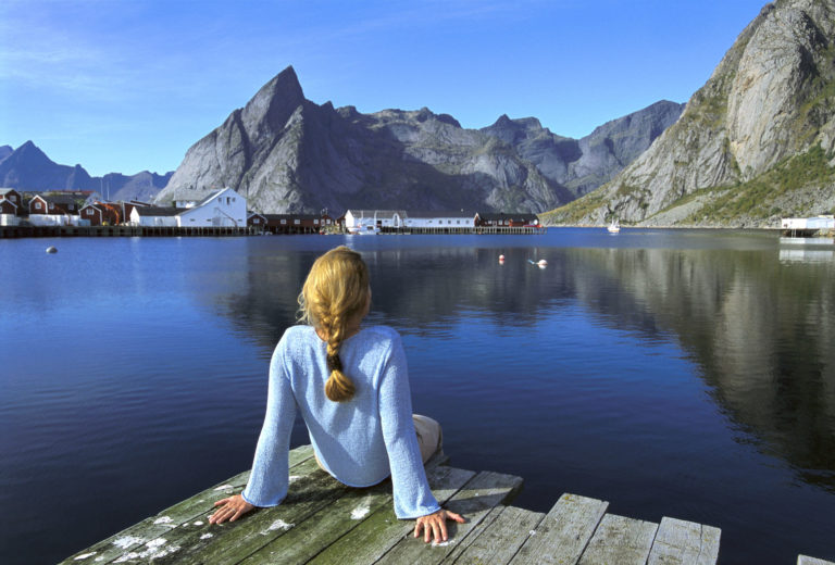 Sommerferien er vakker i Reine © Terje Rakke