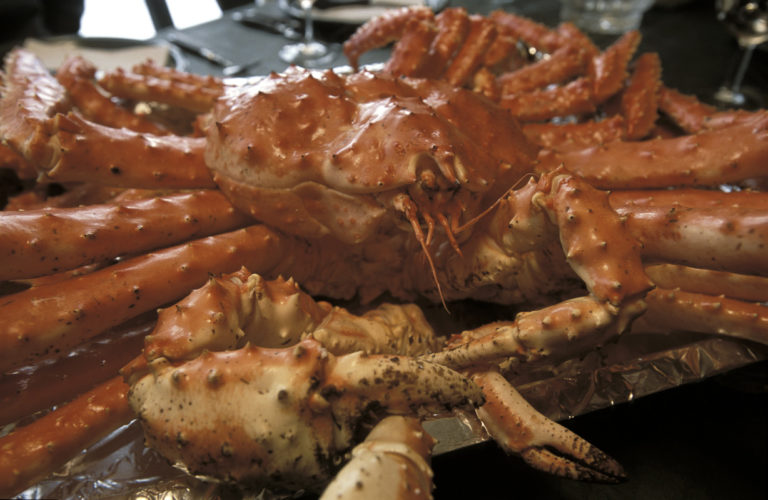 Ready to eat, served in a simple manner. © Terje Rakke / Nordic Life