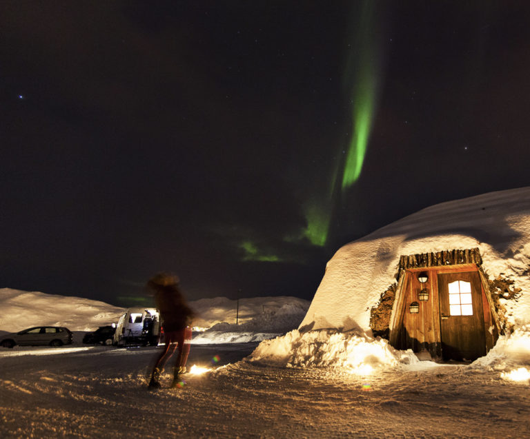 Northern Lights over the Mikkelgammen (gamme is a Sami turf hut) on Mount Salen © Ziggi Wantuch