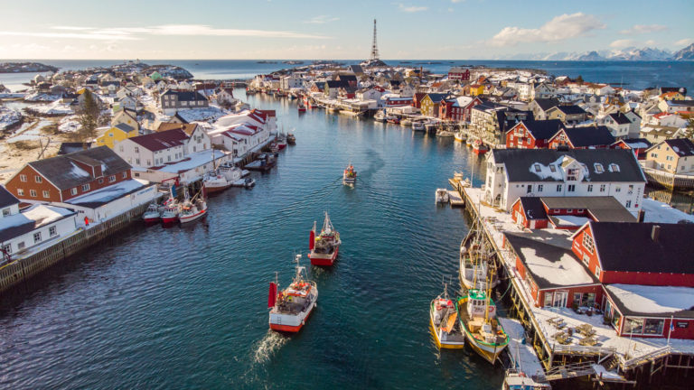Henningsvær om vinteren