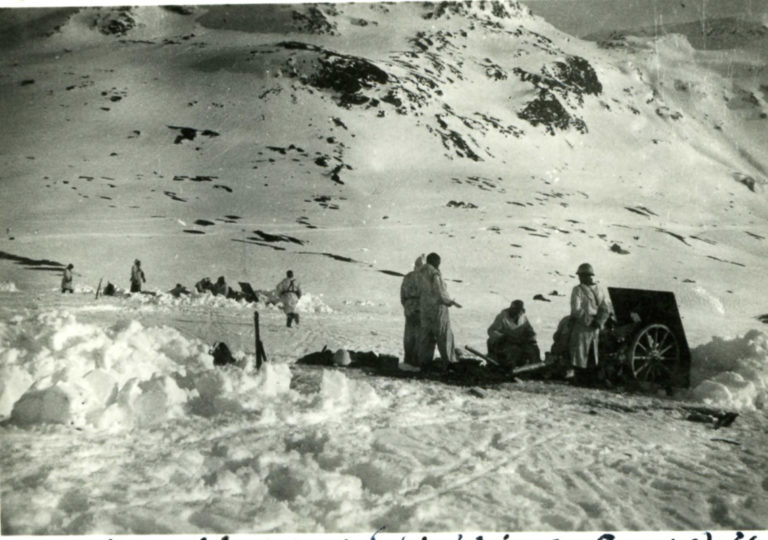 A Norwegian battery in the mountains near Narvik © Narvik War Museum