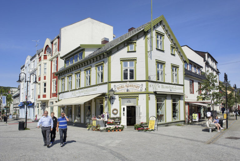 Rikard Kaarbøs plass is the centre of Harstad, surrounded by Swiss chalet style wood and art nouveau style brick and mortar © Bård Løken