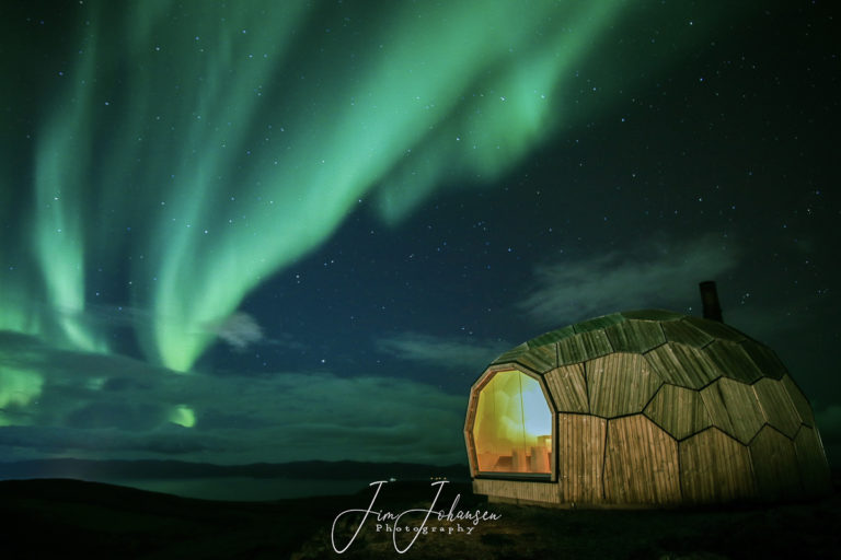 The shelter at Mount Storfjellet provides shelter against the wind, but you still get the view © Jim Johansen
