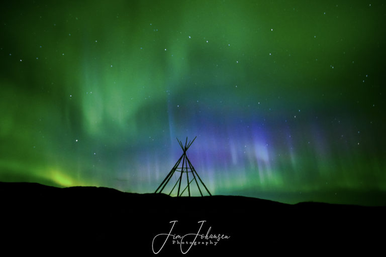Autumn Aurora © Jim Johansen