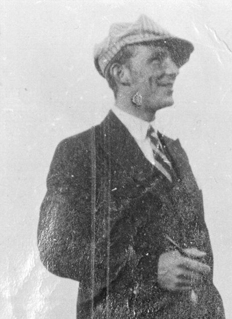 Gunnar Berg is a partisan that fell in Langbunes, near Kiberg
