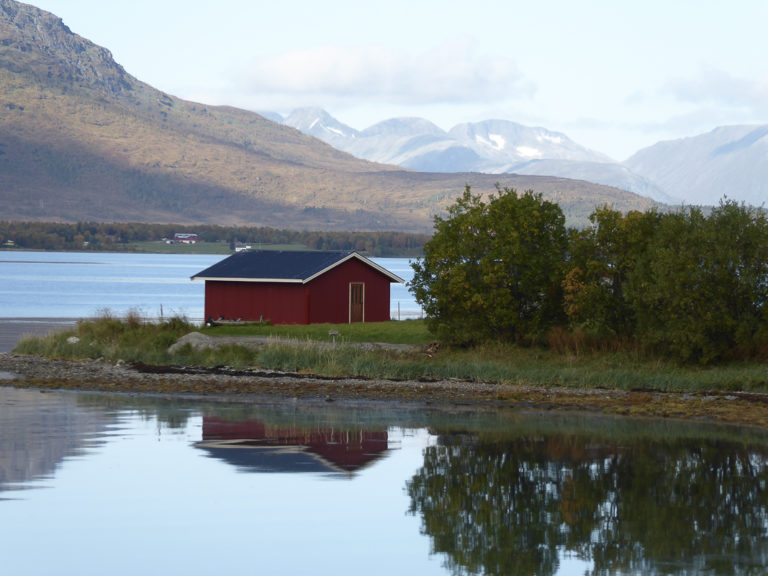 Stille landskap mens høsten tar tak © AM Hellberg Moberg
