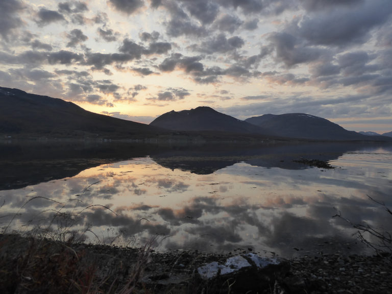 Twilight in the early autumn in Balsfjord © AM Hellberg Moberg