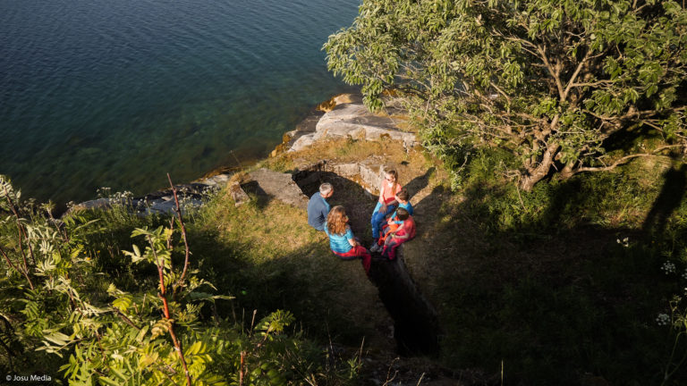 Kanonstillingen ved havet. Foto: Josu Media
