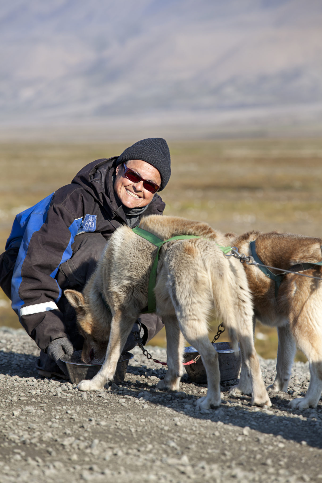 Kos med polarhund. Foto: Hanne Feyling