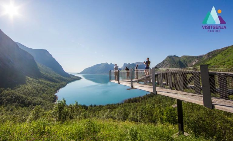 Magasuget i Bergsfjorden. Foto: Visit Senja Region