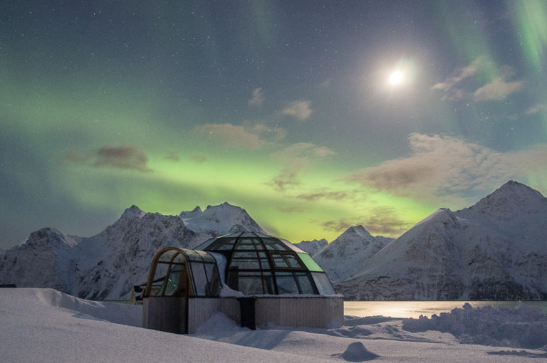Nordlys over glassigloen © Lyngen North 