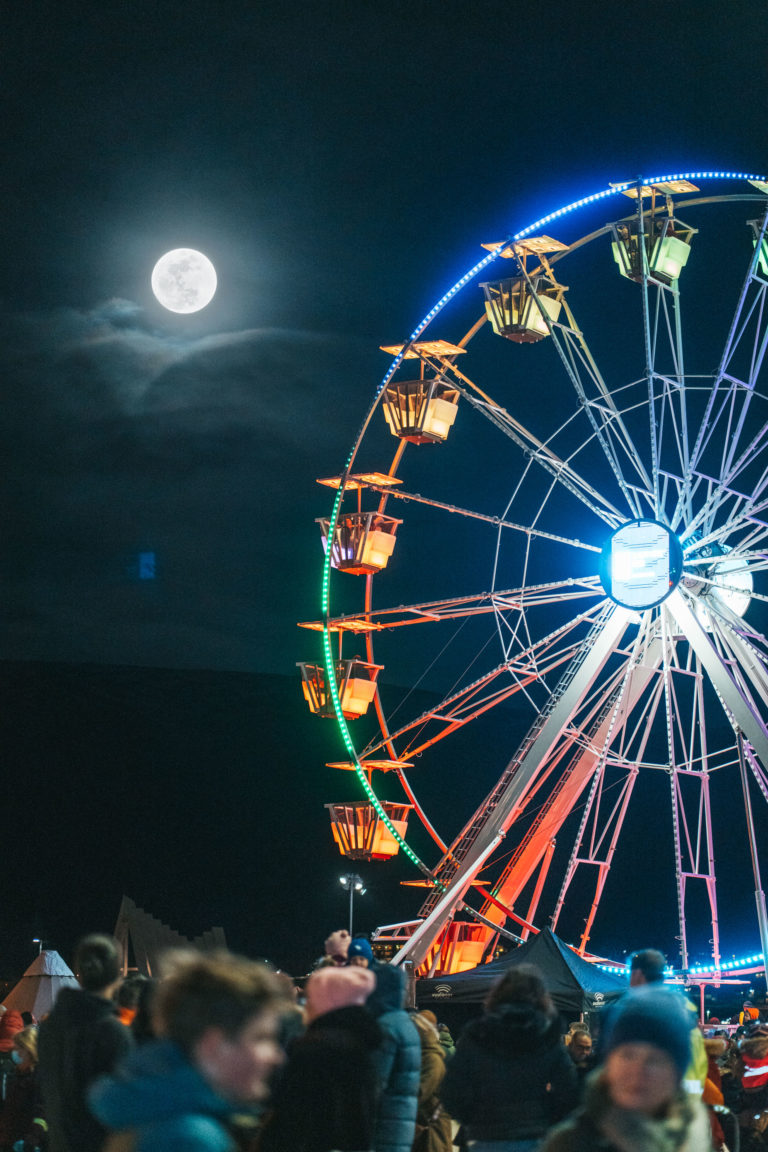 The Ferris wheel is the talk of the town © @jensenmedia