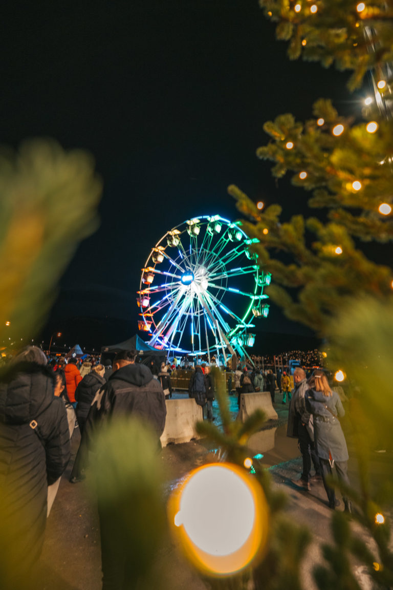 Festive Christmas atmosphere © @jensenmedia