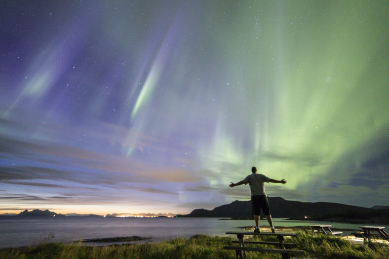 Nordlys senhøstes i Gildeskål sør for Bodø © Petter Formo