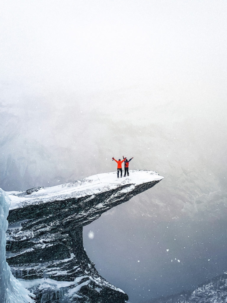 A long hike takes you to the magic viewpoint © Trolltunga Active Winter Hike
