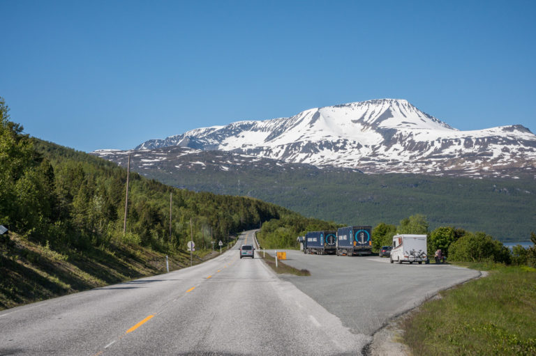 Rasteplass ved E6 i Skibotn innerst i Lyngenfjorden 

© Jarle Wæhler/Statens Vegvesen