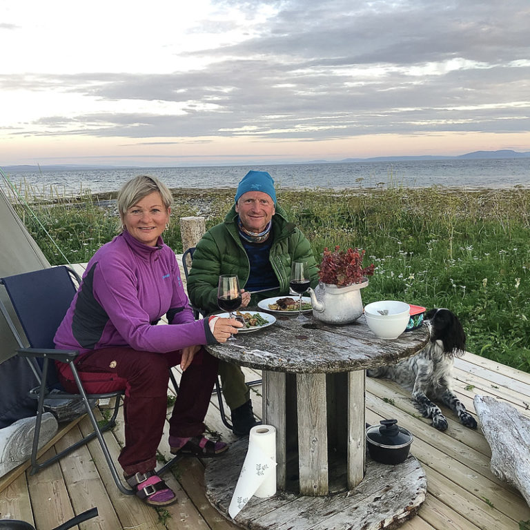 Al fresco with a hat on in the late Summer © Tamsøya