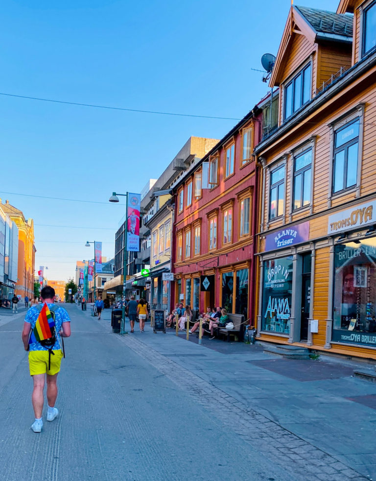 Summer evening in the Main Street with light and shadows © Knut Hansvold