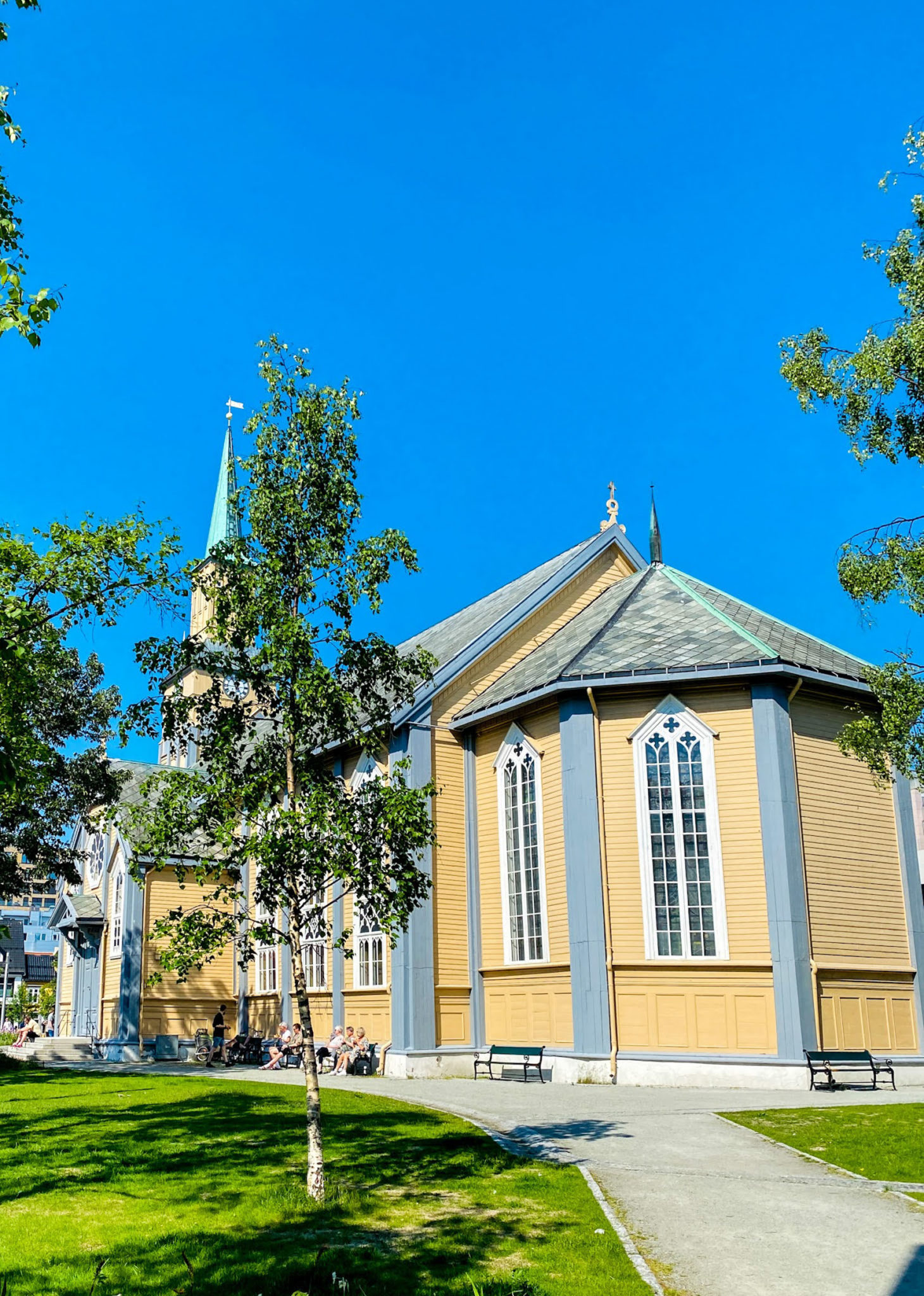 The cathedral seen from the east © Knut Hansvold