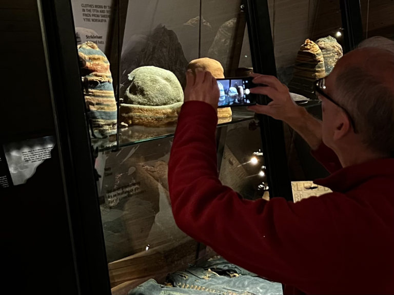 Ulluer i fine farger, og godt bevart © Hege Anita Eilertsen/Svalbard museum 