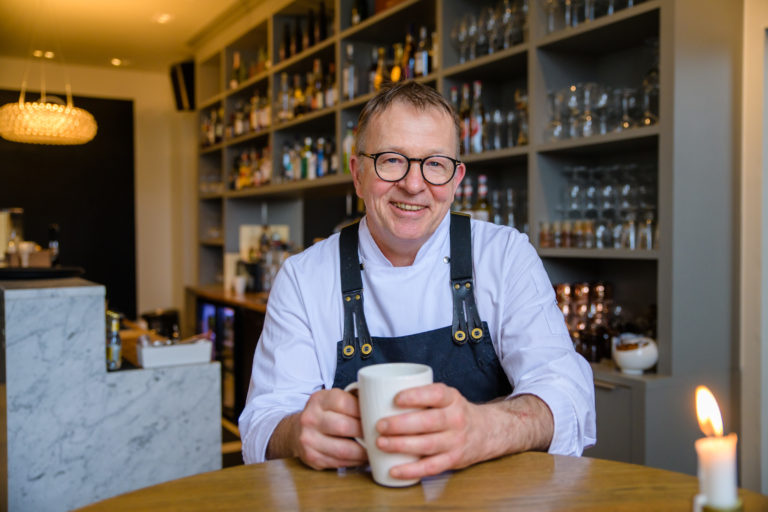 Coffee for Nils Gjeitanger before the evening starts at Bark © Lars Åke Andersen