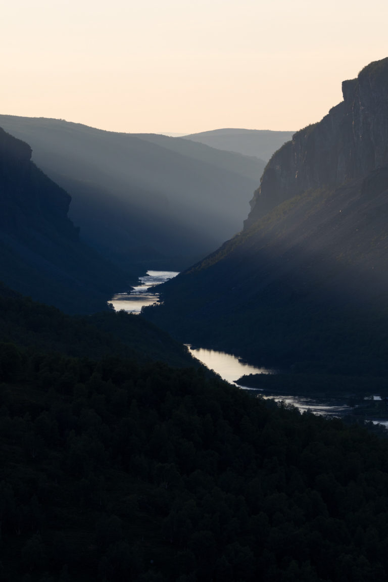 The river is silvery in the low light at Sauto, aka Alta Canyon © Magnus Askeland