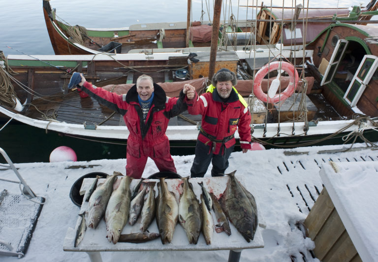 Ankerdram under Lofotfiske med Nordlandsbåt. Foto: Ernst Furuhatt / nordnorge.dev09.dekodes.no