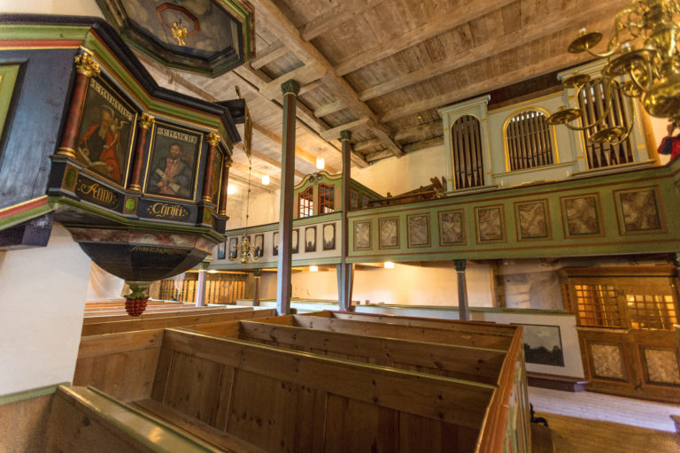 Gildeskål middelalderkirke. Foto: Rune Nilsen / visitbodo.com