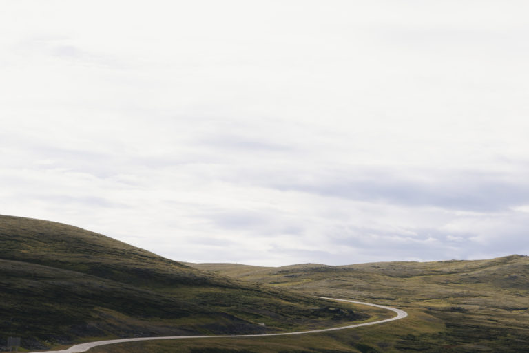 The road to the North Cape offers many vistas. You can use it all year, albeit only at fixed hours in winter © Marie Nystad