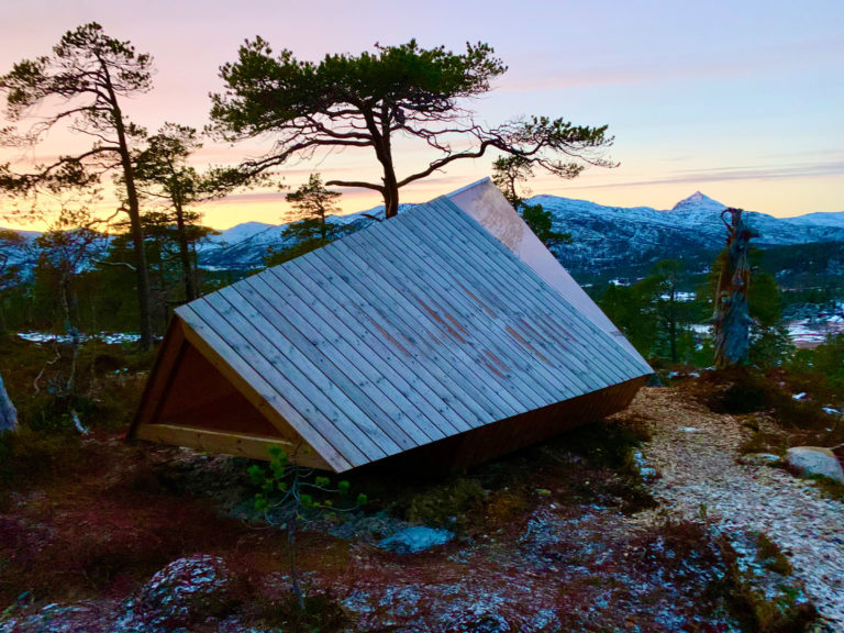 Hard frost in the late autumn in Ånderdalen National Park © Basecamp Senja