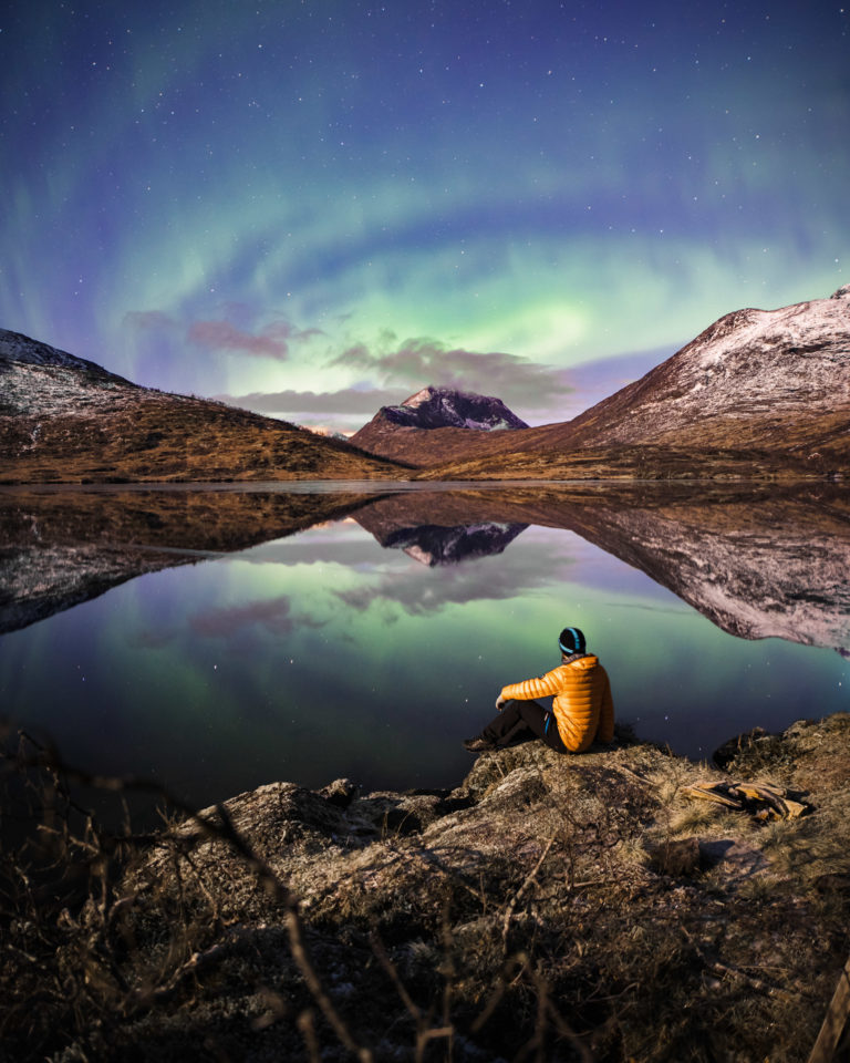 Late autumn and northern lights on Senja island © Kristoffer Vangen IG krisvang